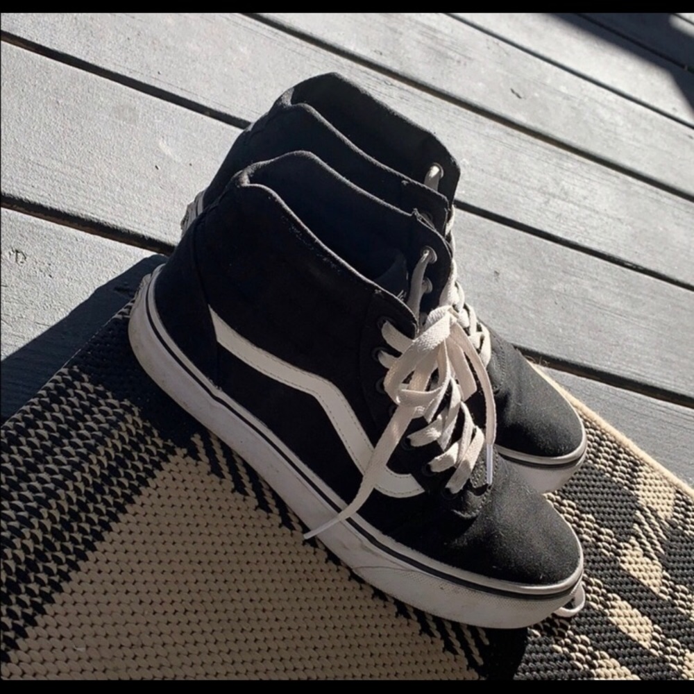 Black high top canvas vans